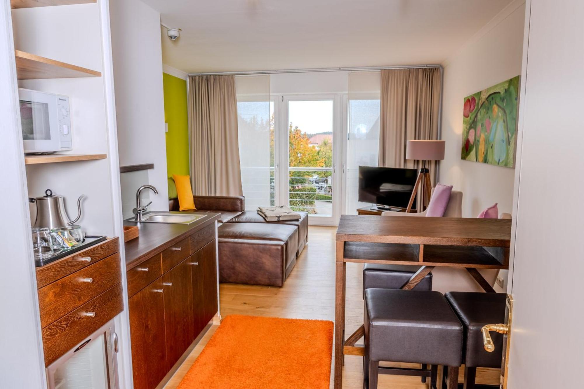 Aparthotel Parsberg Greendesign Екстериор снимка